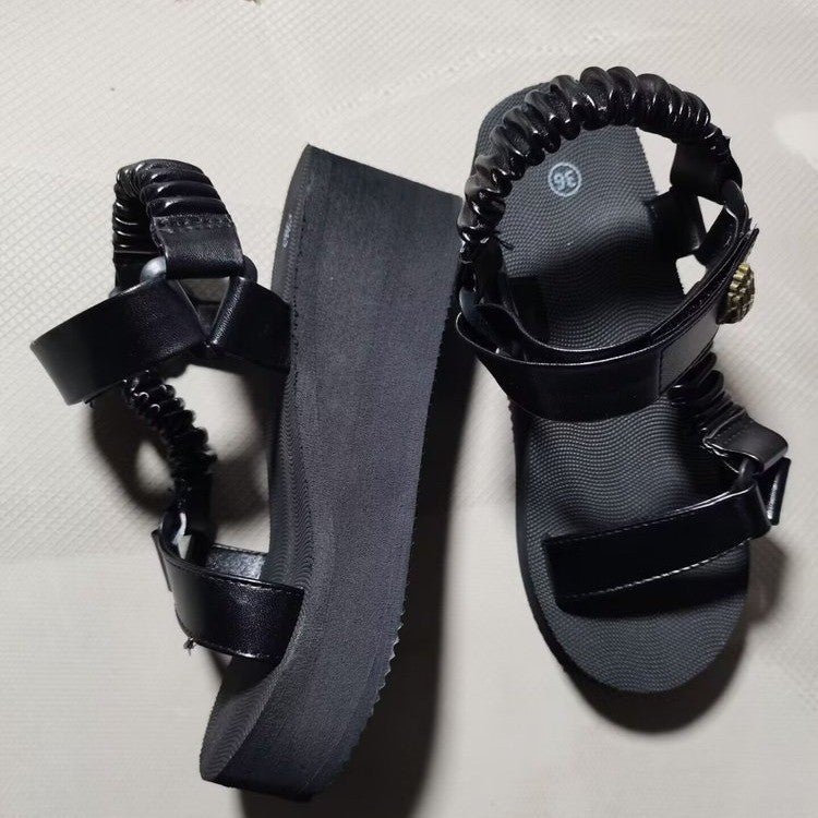 Damen Wedge-Sandalen mit raffiniertem Riemendesign und komfortabler Sohle Shopnory