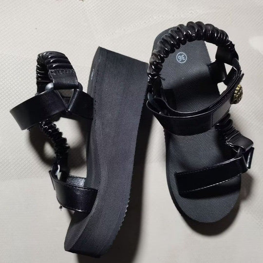 Damen Wedge-Sandalen mit raffiniertem Riemendesign und komfortabler Sohle Shopnory