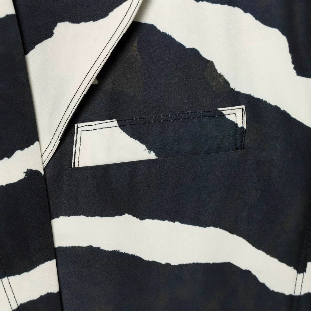 Damen Oversize-Blazer im Zebra-Print mit Reverskragen und Pattentaschen Shop Nory
