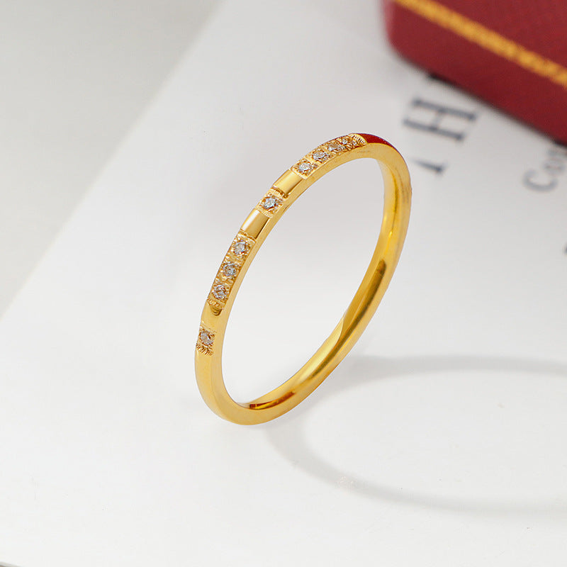 Damen eleganter Bandring mit funkelnden Zirkonia-Steinen Shop Nory