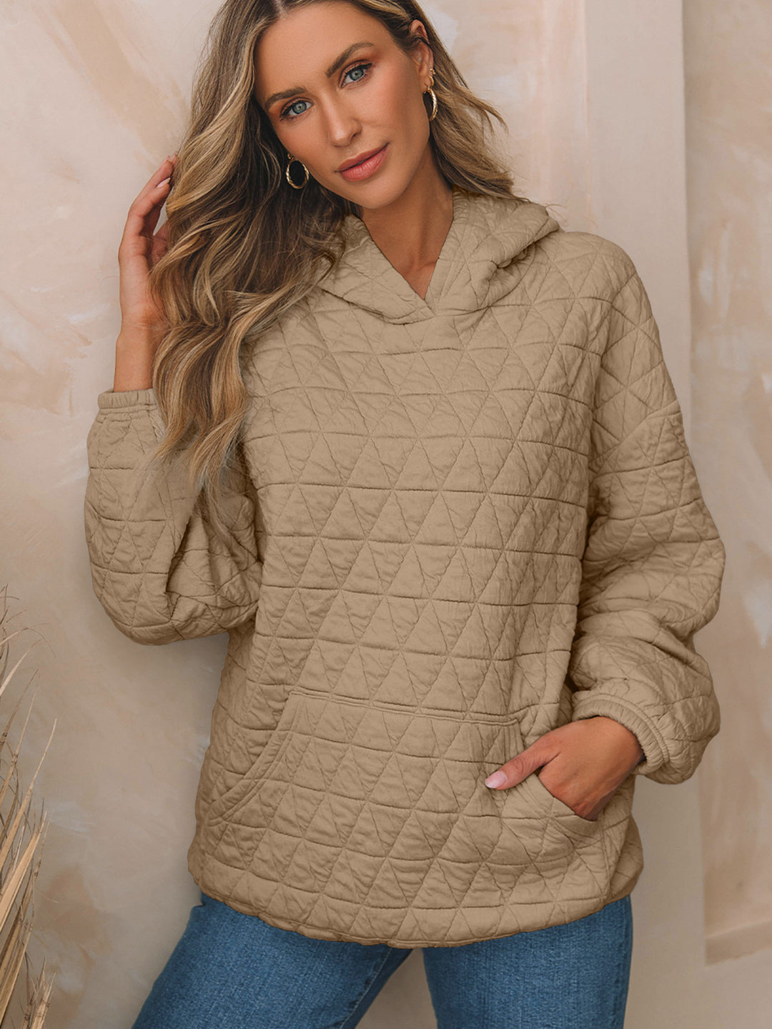 Damen Gepolsterter Stepp-Kapuzenpullover mit Kängurutasche Shop Nory