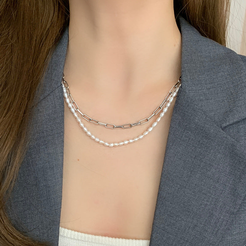 Damen Halskette mit modernem Perlen- und Kettenmix Shop Nory