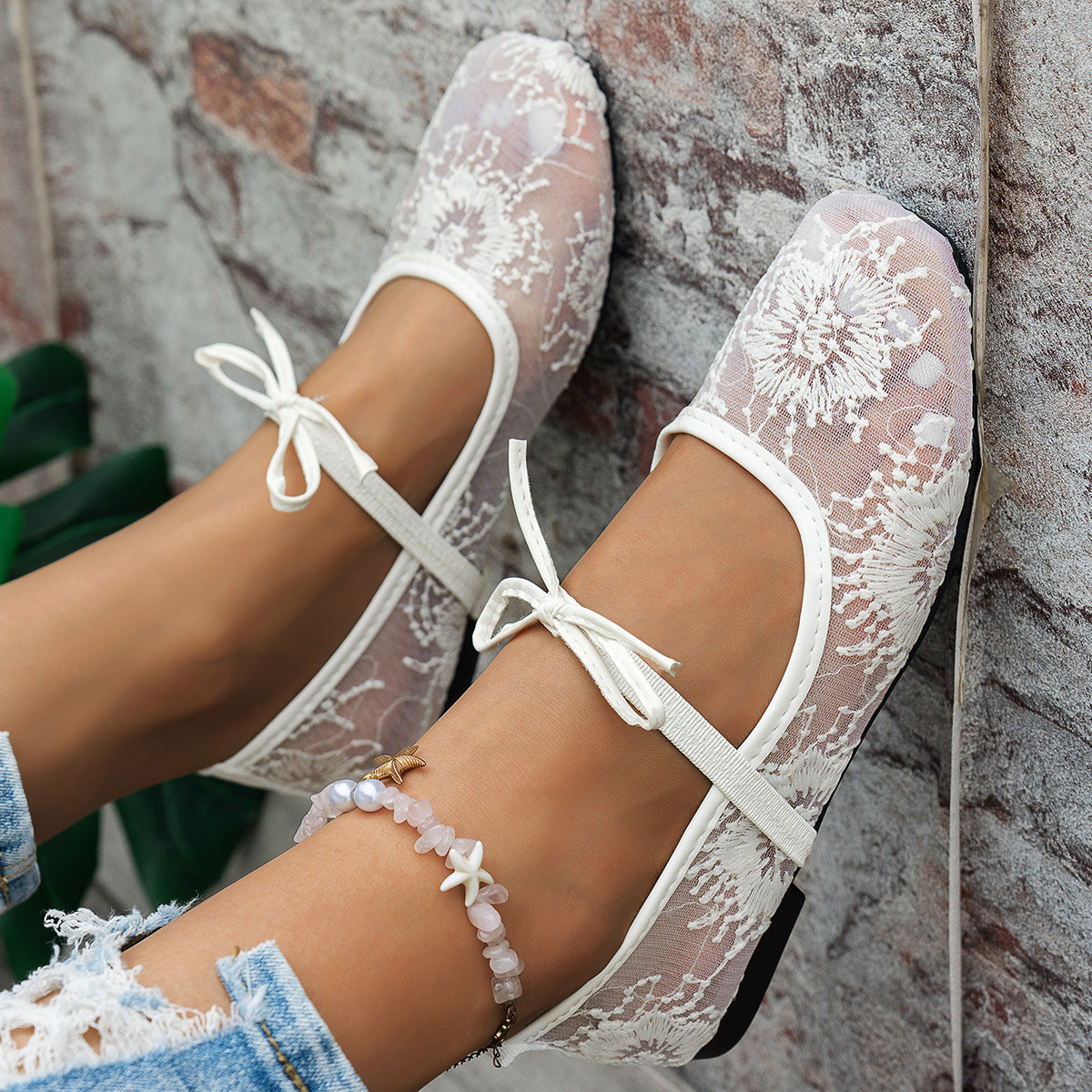 Damen elegante Spitzenschuhe mit floralem Gestaltung