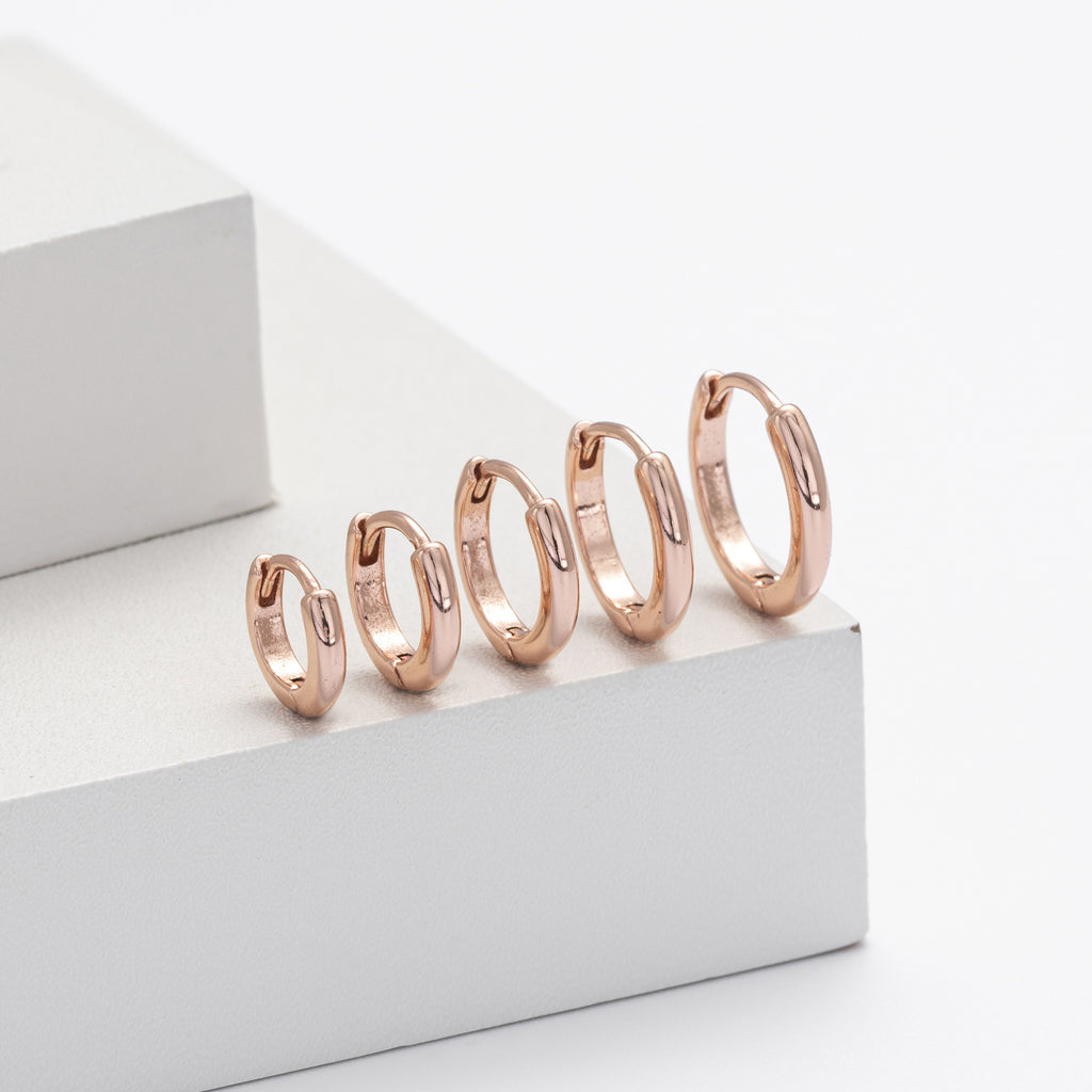 Damen Ohrcreolen mit modernem, minimalistischem Design aus hochwertigem 925 Sterling Silber Shop Nory