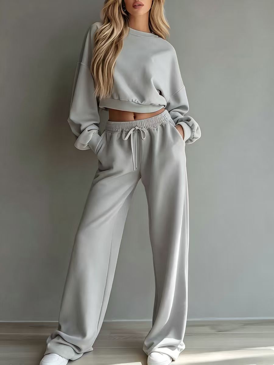 Damen Weiches Lounge-Set mit kurzem Sweatshirt und weiter Jogginghose Shop Nory
