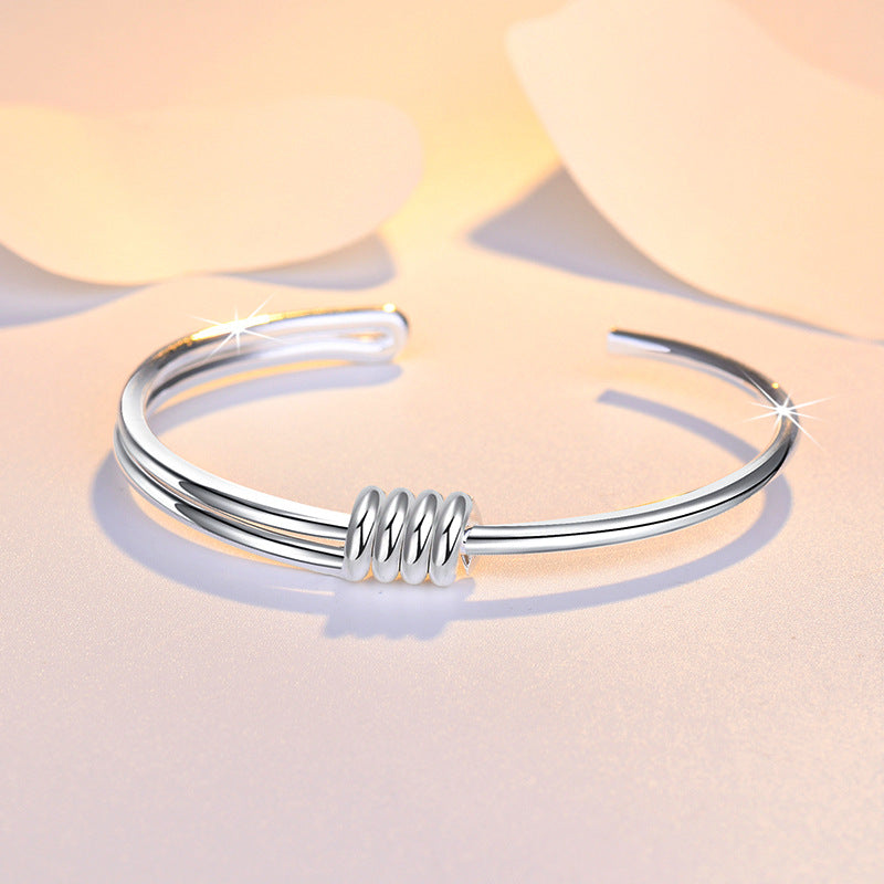 Damen Offenes Armband mit kunstvollem Spiral-Design Shop Nory