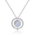 Damen Halskette mit kunstvollem rundem Anhänger und funkelnden Zirkonia-Details Shop Nory