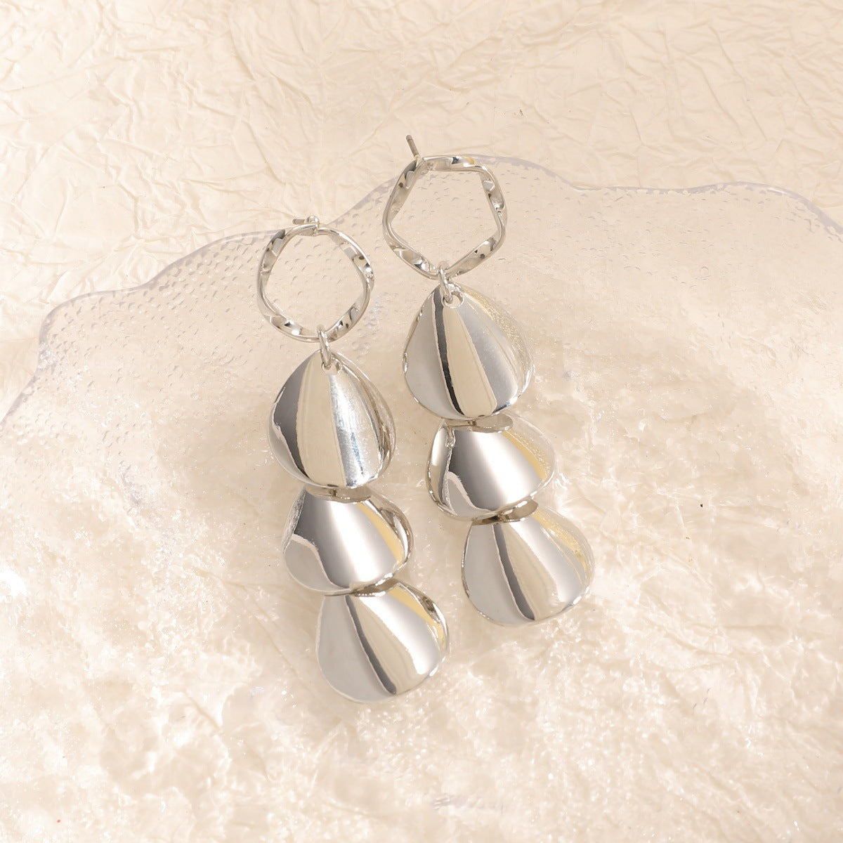 Damen Hängende Ohrringe mit elegantem Muscheldesign Shop Nory