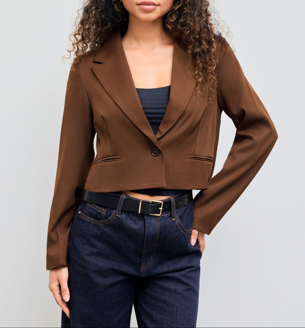 Damen Kurzblazer im Cropped‑Schnitt mit Reverskragen und ein‑Knopf‑Verschluss Shop Nory