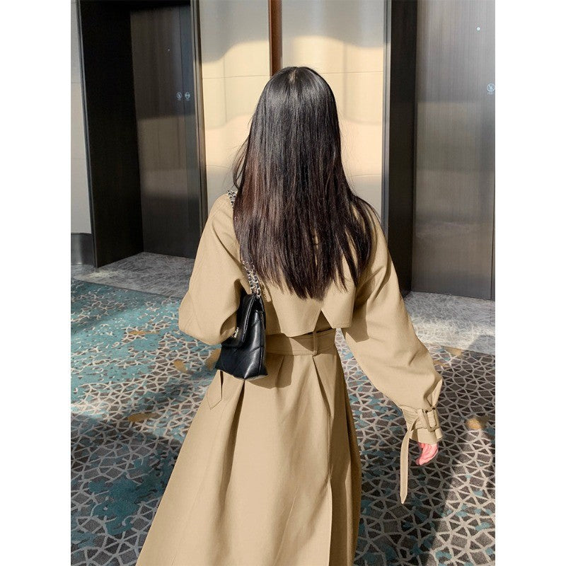 Damen Eleganter Midi-Trenchcoat mit Oversize-Schulterklappe, gerafften Ärmeln und taillierendem Bindegürtel Shop Nory