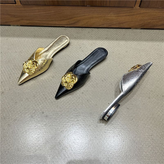 Damen Spitz zulaufende Mule-Slipper mit dekorativer Blütenapplikation und gepolsterter Innensohle Shop Nory