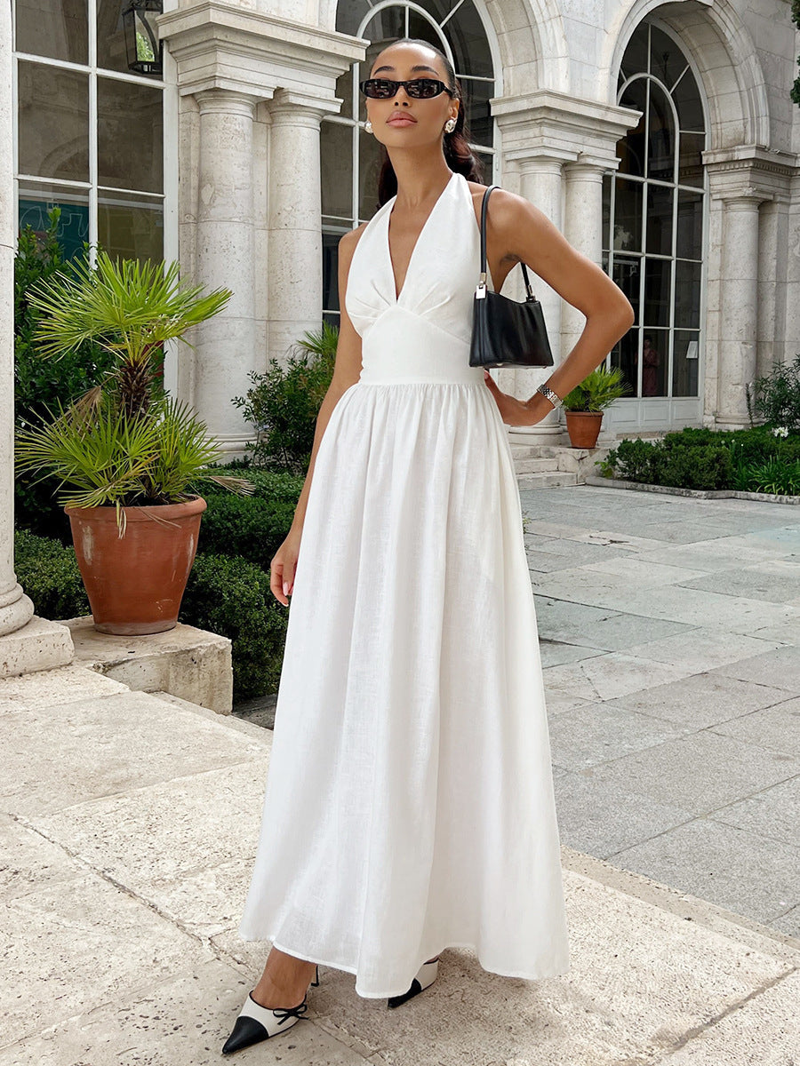 Damen Maxikleid mit tieferem V-Ausschnitt und fließendem Rock