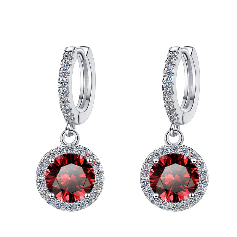Damenohrringe mit funkelnden Kristallen und elegantem Clip-Design Shop Nory