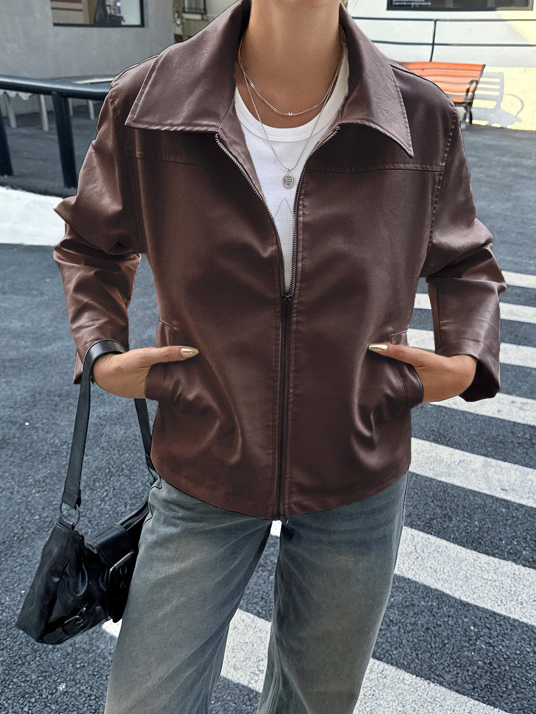 Damen nan elegante Kunstlederjacke mit Reißverschluss, Hemdkragen und Eingrifftaschen Shop Nory