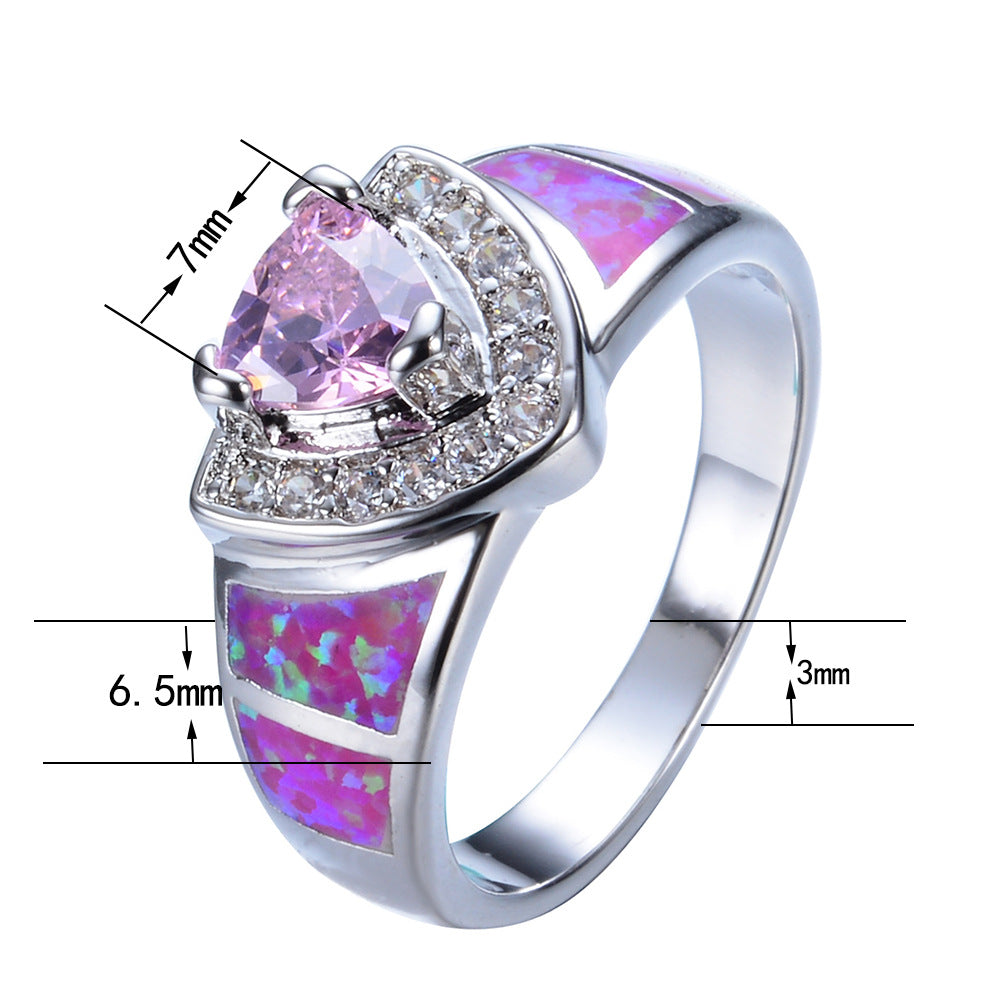 Damen Ring mit kunstvollem Design aus schimmerndem Opal und funkelnden Zirkonia Shop Nory