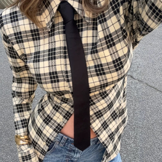 Damen Karo-Hemdjacke mit betonten Schultern und oversized Schnitt Shop Nory