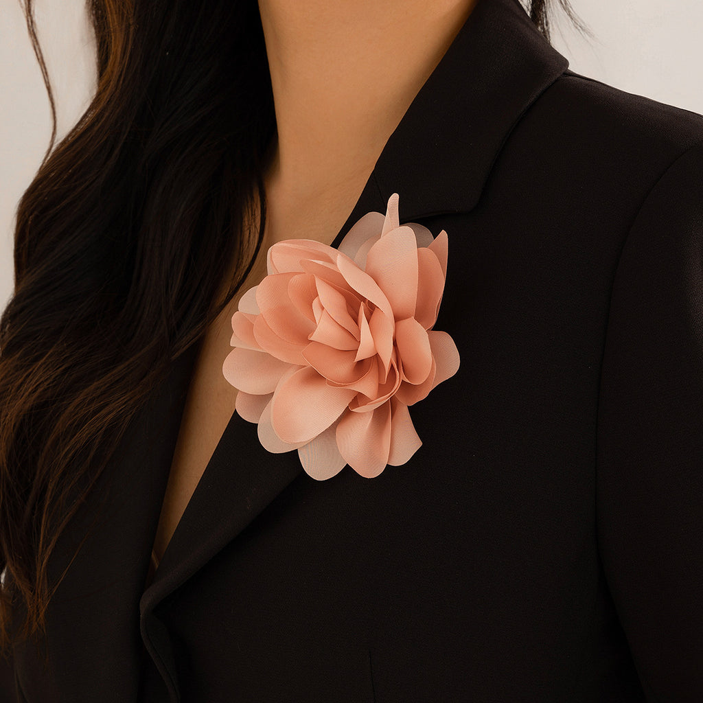 Damen elegante Blumenbrosche aus hochwertigem Stoff Shop Nory