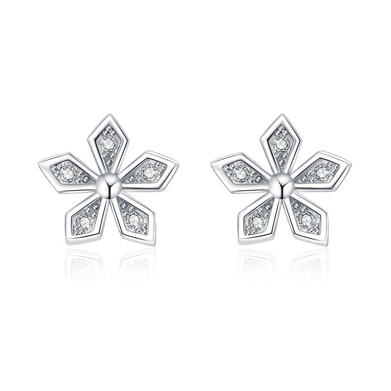 Damen Ohrstecker mit floralen Akzenten und funkelnden Zirkonia Shop Nory