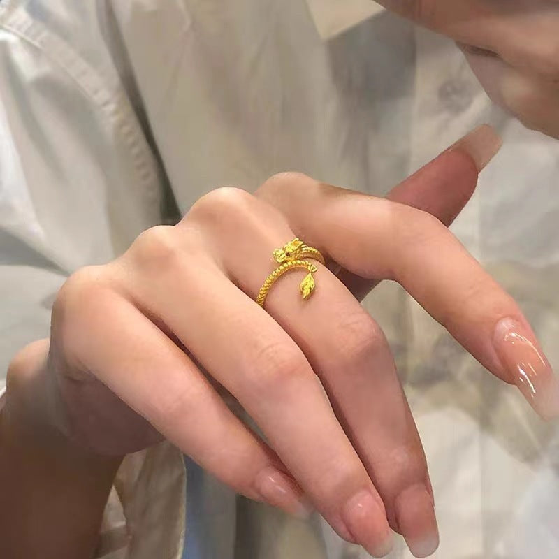 Damen Offener Ring mit kunstvollem Drachen-Design und funkelndem Akzent Shop Nory