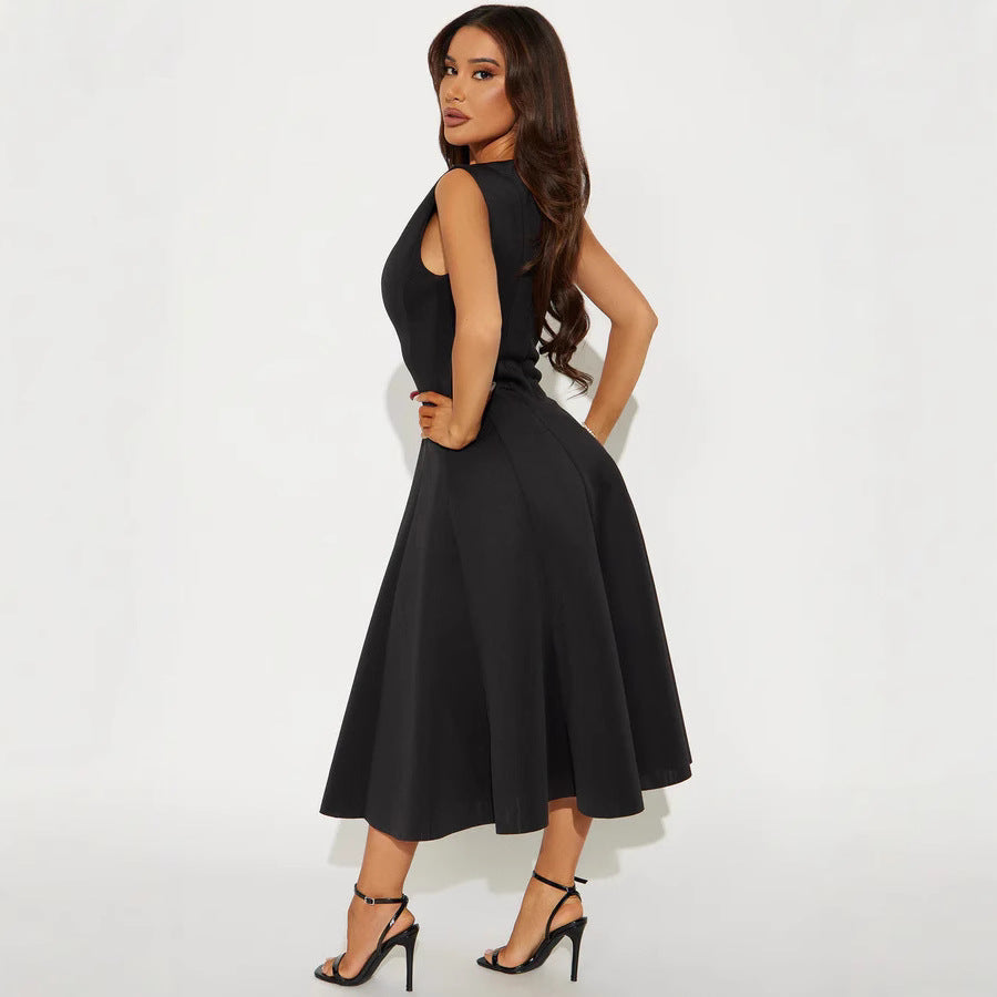 Damen Elegantes zeitloses Cocktailkleid mit schwingendem Rock und minimalistischer Silhouette