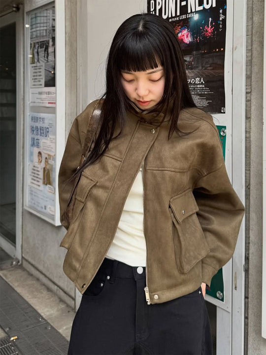 Damen Cropped-Veloursjacke im Utility-Stil mit Kapuze und aufgesetzten Pattentaschen Shop Nory