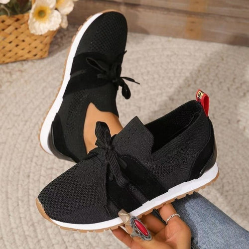 Damen Strick-Slip-On Sneaker mit elastischem Schaft, dekorativer Schnürung und profilierter Gummilaufsohle Shop Nory