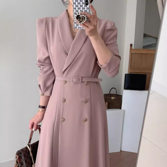 Damen Doppelreihiges Maxi‑Mantelkleid mit Taillengürtel und betonten Schultern Shop Nory