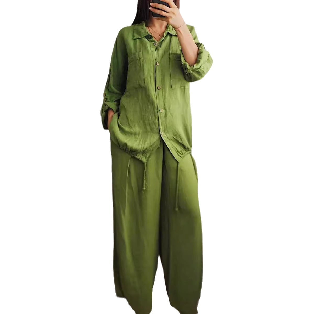 Damen Leinen-Set mit weiten Hosen undlässiger Bluse
