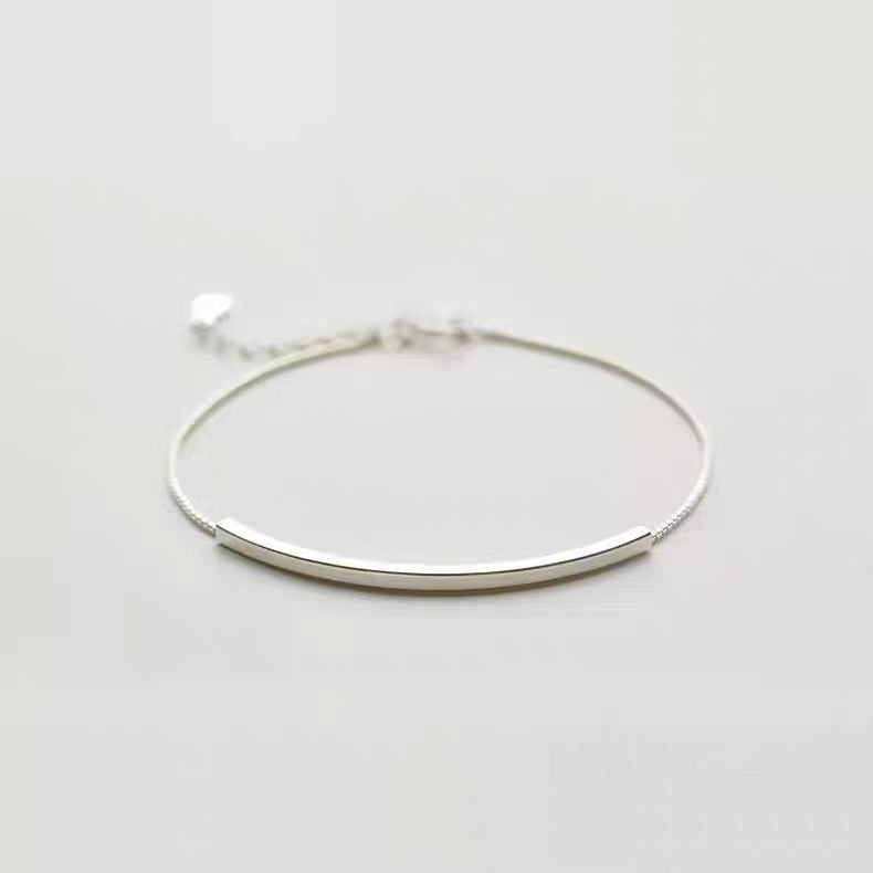 Damen minimalistisches Armband mit hochglänzender Oberfläche Shop Nory