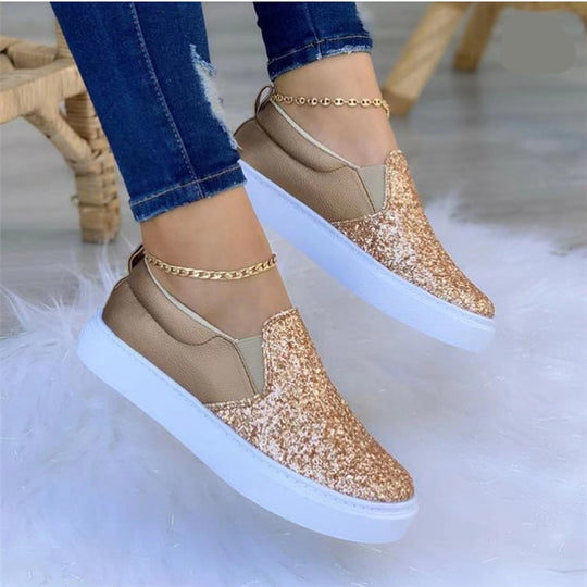 Damen Slip-On Plateau-Sneaker mit Glitzerfront, gepolstertem Fersenbereich und weißer Profilsohle Shop Nory