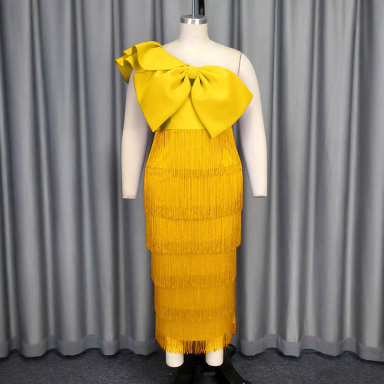 Damen Cocktailkleid mit voluminösem Rüschendesign und Fransen