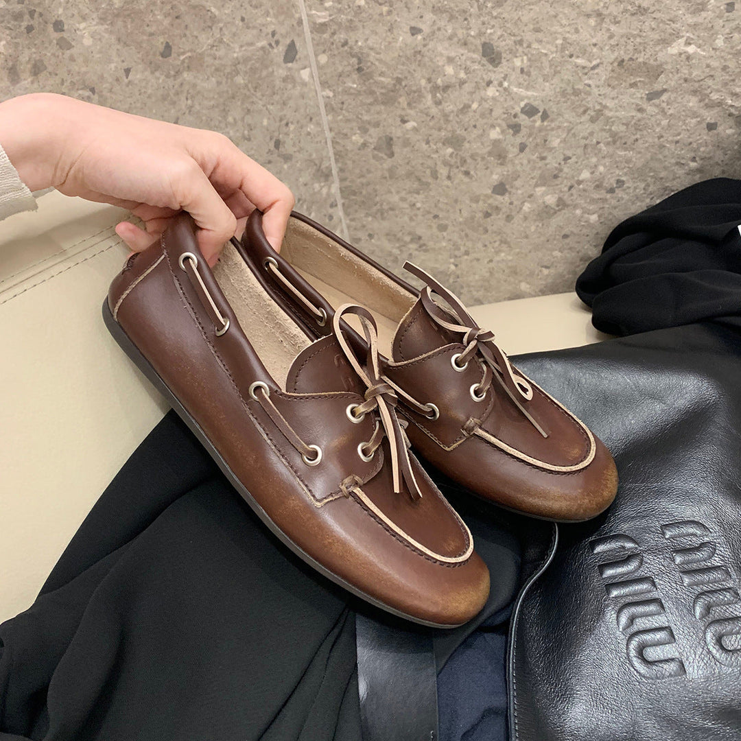 Damen Bootsschuh mit modischem Schnürdesign und hochwertiger Lederoberfläche Shopnory