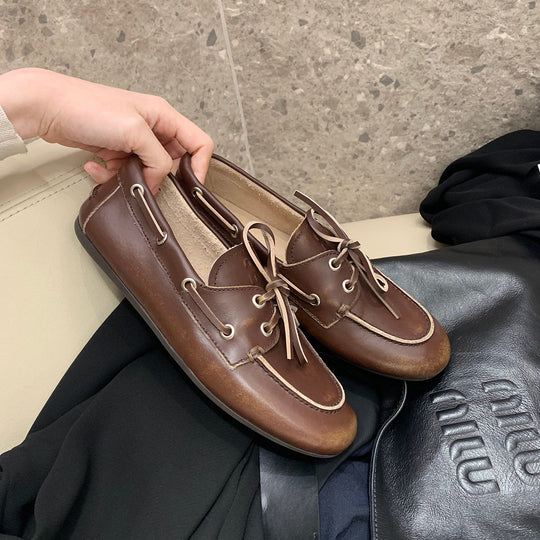Damen Bootsschuh mit modischem Schnürdesign und hochwertiger Lederoberfläche Shopnory