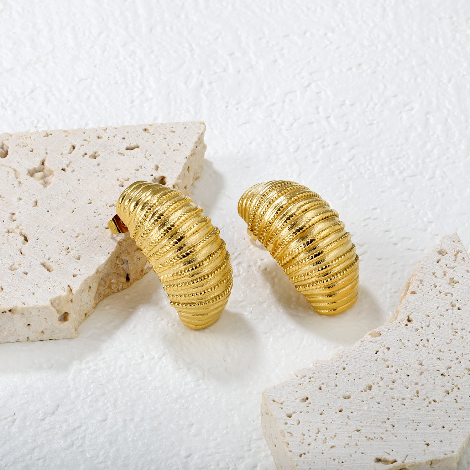Damen Hängende Ohrstecker im eleganten Muschel-Design Shop Nory