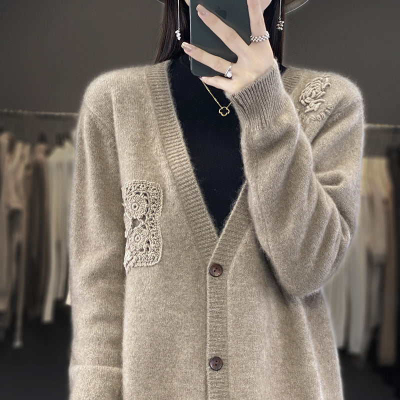 Damen Zweiteiliges Feinstrick‑Set mit Strickcardigan und Top sowie gehäkelten Blumenapplikationen Shop Nory