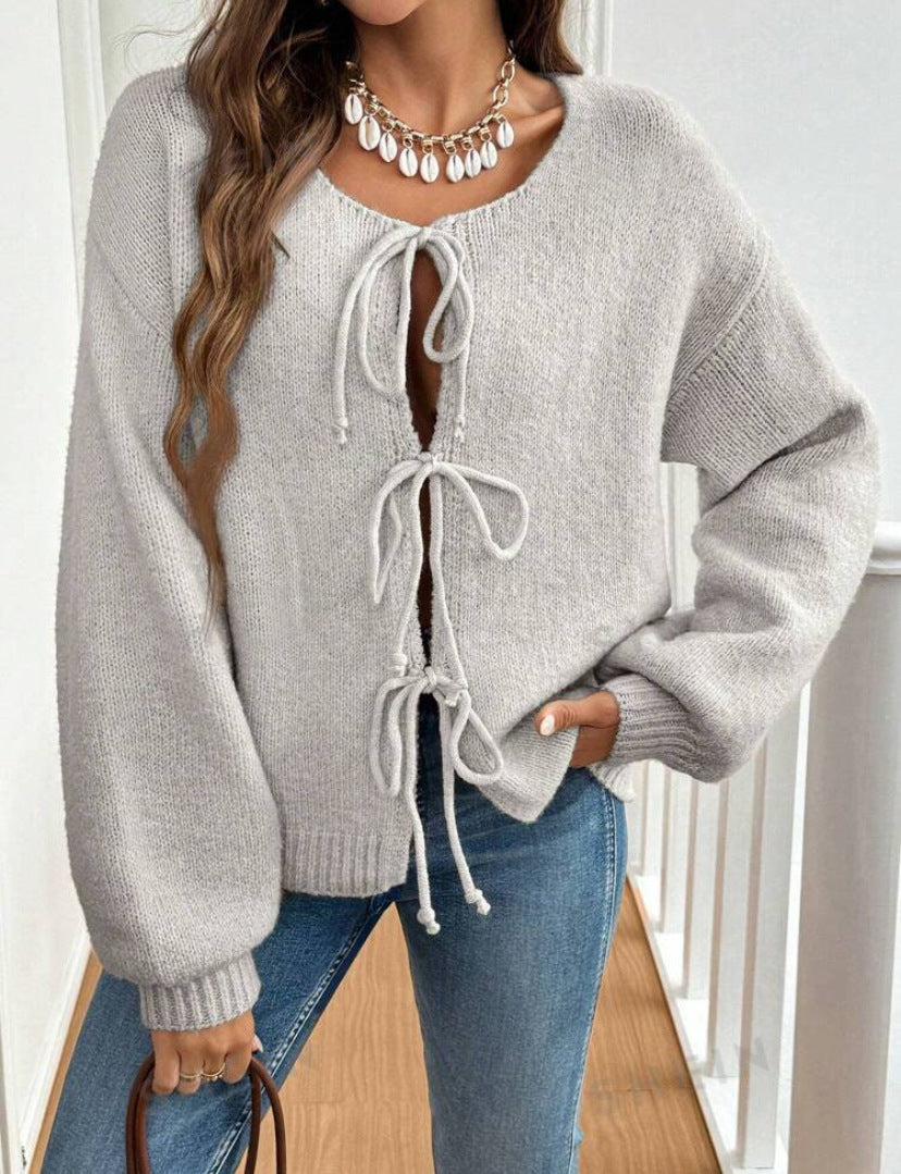 Damen Kurzcardigan mit Bindebändern, Oversize‑Silhouette und Ballonärmeln Shop Nory