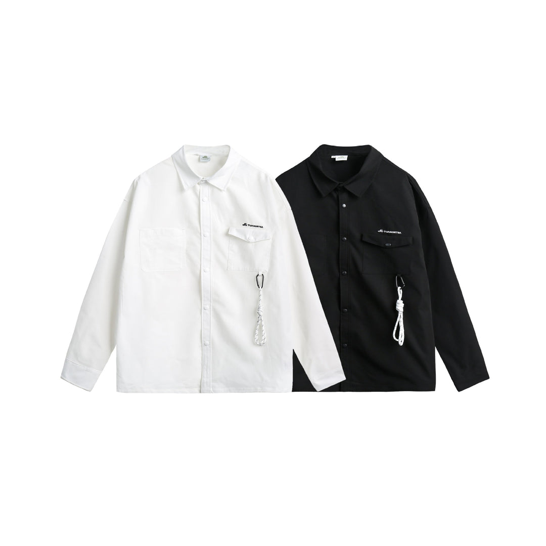 Unisex Overshirtjacke im Utility‑Stil mit Druckknopfleiste und Karabinerdetail Shop Nory