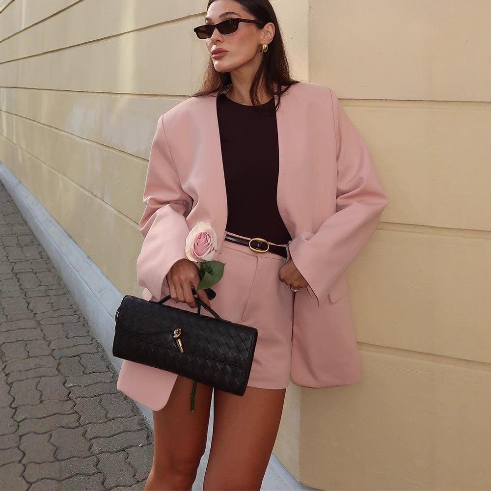 Damen Oversized Blazer-Set mit High-Waist Shorts und strukturierter Schulterpartie Shop Nory