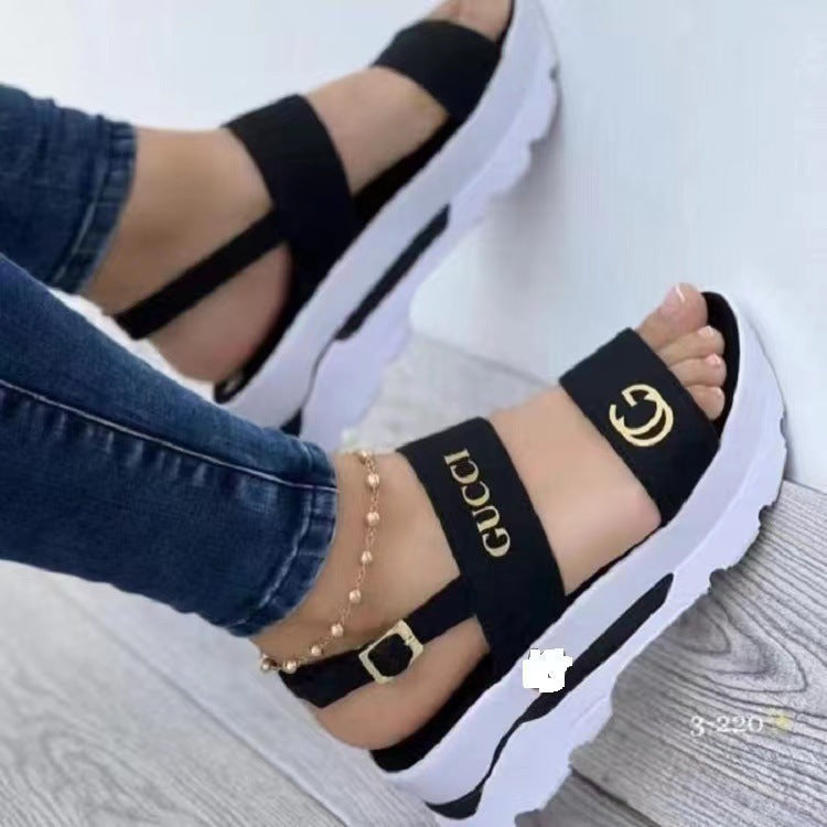 Damen Komfortable Plattform-Sandalen mit breiten Riemen und rutschfester Sohle