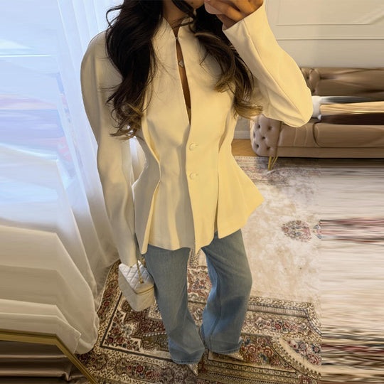 Damen Taillierte kragenlose Blazerjacke mit verdeckter Knopfleiste und figurnahen Abnähern Shop Nory
