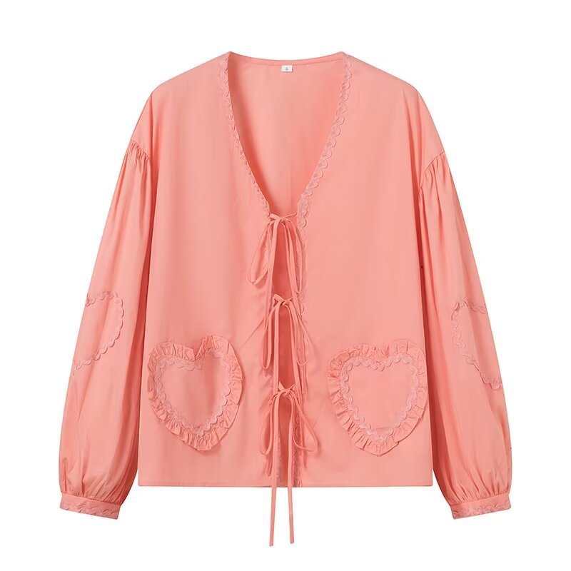 Damen Langärmlige V‑Ausschnitt Bluse mit Bindebändern und Herz‑Rüschentaschen Shop Nory