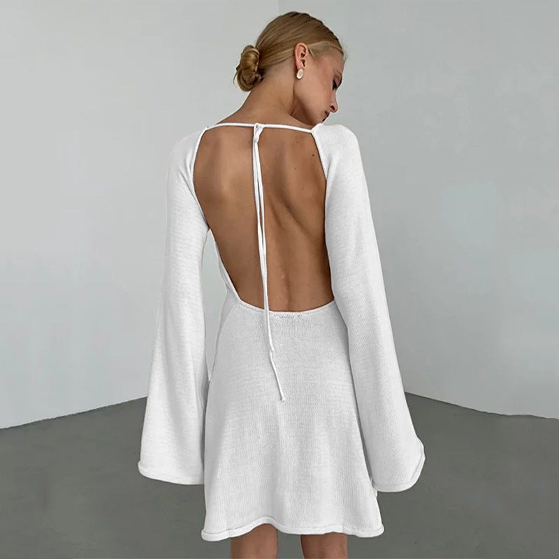 Damen Figurbetontes Feinstrick-Minikleid mit ausgestellten Trompetenärmeln Shop Nory