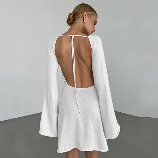 Damen Figurbetontes Feinstrick-Minikleid mit ausgestellten Trompetenärmeln Shop Nory