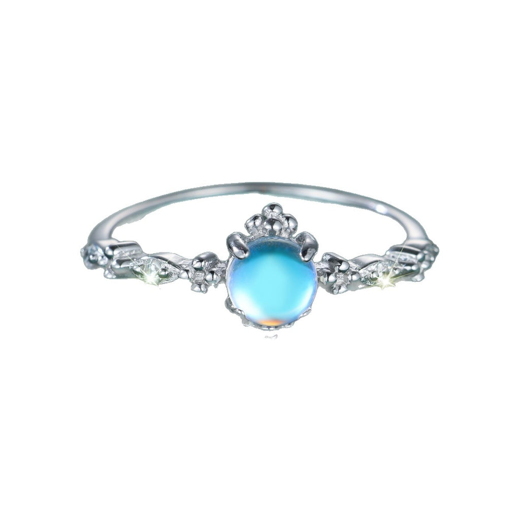 Damen Ring mit schimmerndem Mondstein und kunstvollen Zirkonia-Verzierungen Shop Nory