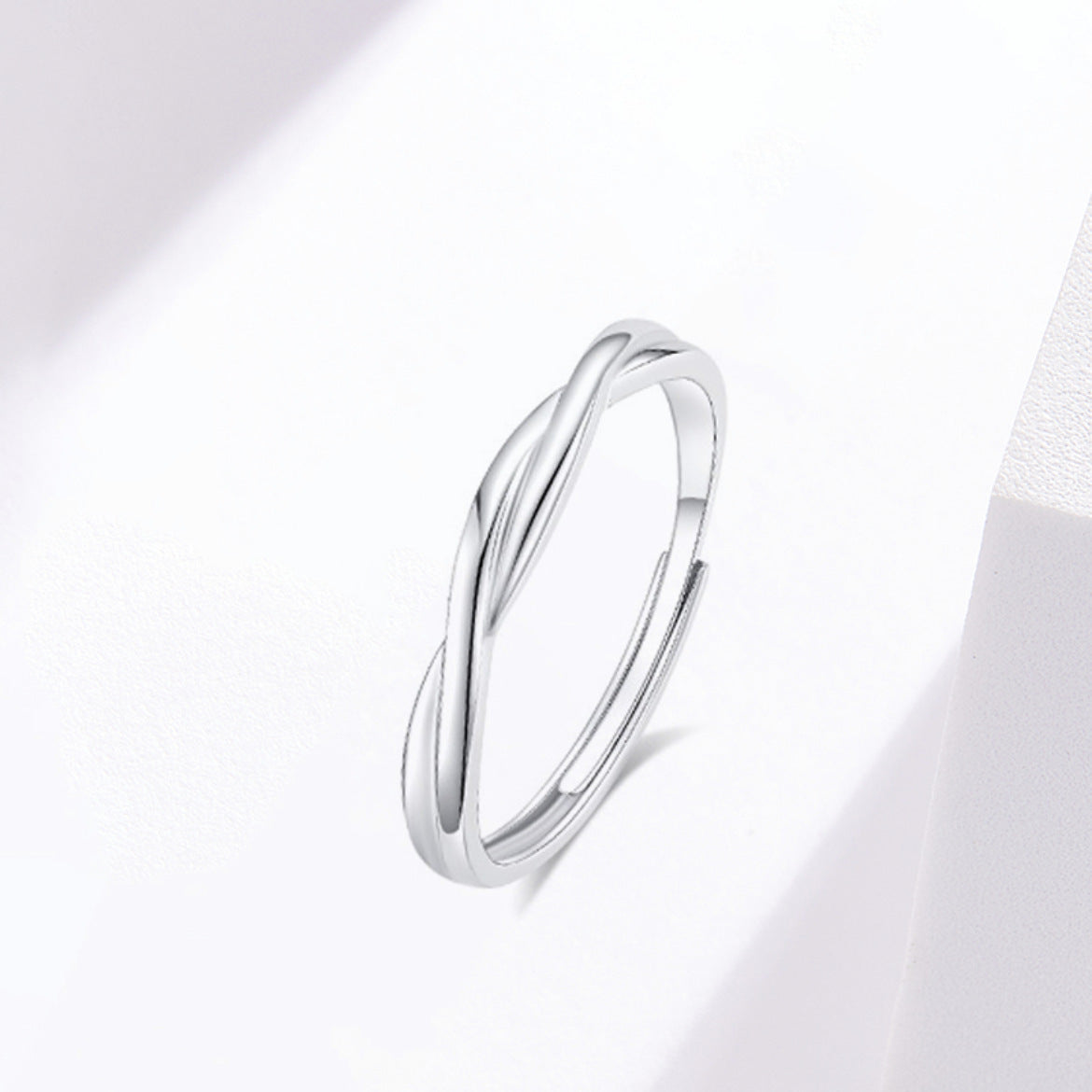 Damen Verführerischer Ring mit funkelndem Zirkonia Shop Nory