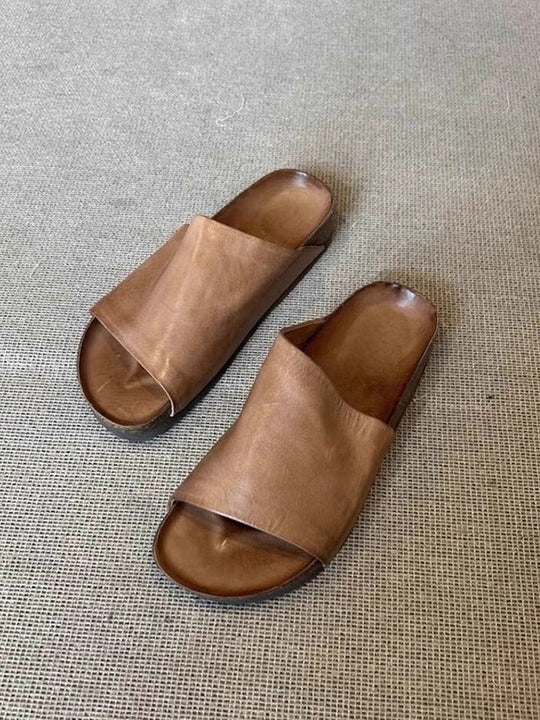 Damen Komfortable Slipper mit geschmeidiger Lederoberfläche und ergonomischem Fußbett