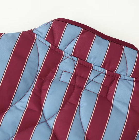 Damen Gepolsterte Jacke mit Stehkragen, Streifen‑Steppung und Knotenverschlüssen Shop Nory