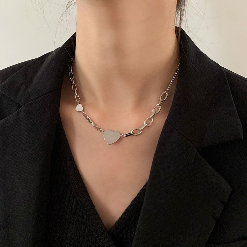Damen Halskette mit Herzanhänger und modernem Gliederdesign Shop Nory