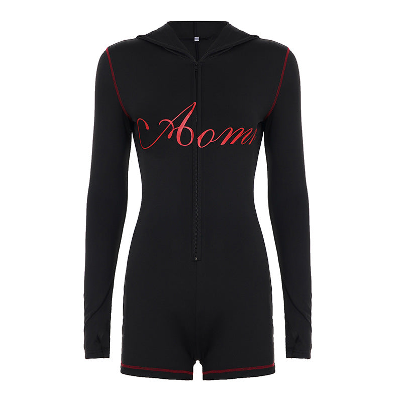 Damen nan taillierter Zip-Romper mit Kapuze, langer Armführung und integrierten Shorts aus funktionalem Stretch Shop Nory
