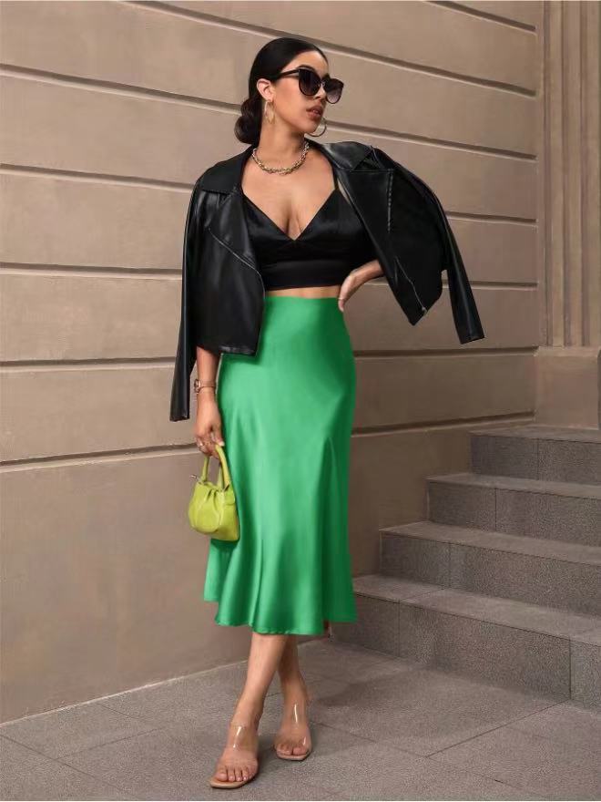 Damen Satin Rock mit schwingendem Saum und elegantem Schnitt
